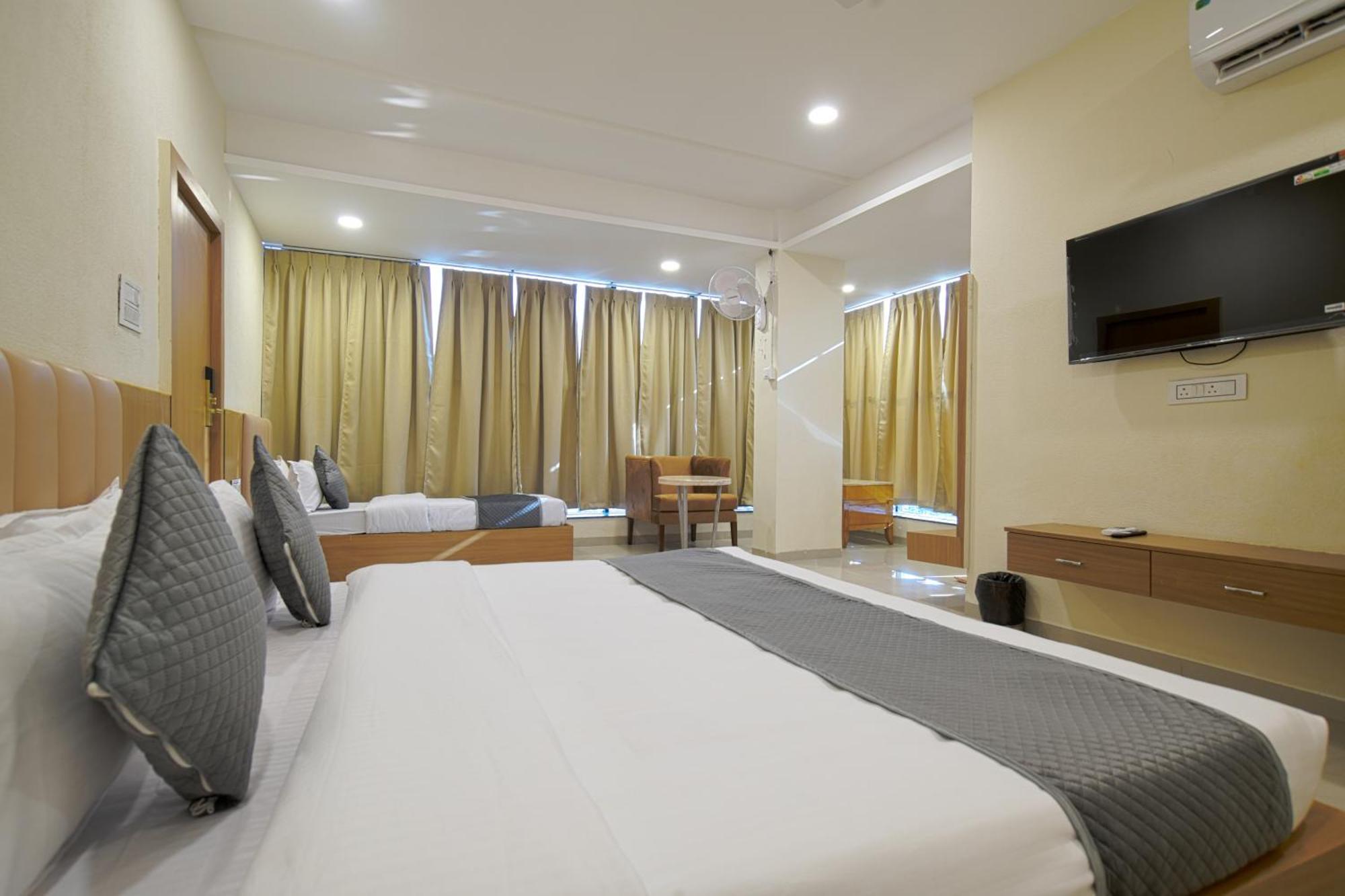 Hotel Shivlok Ujjain Room photo