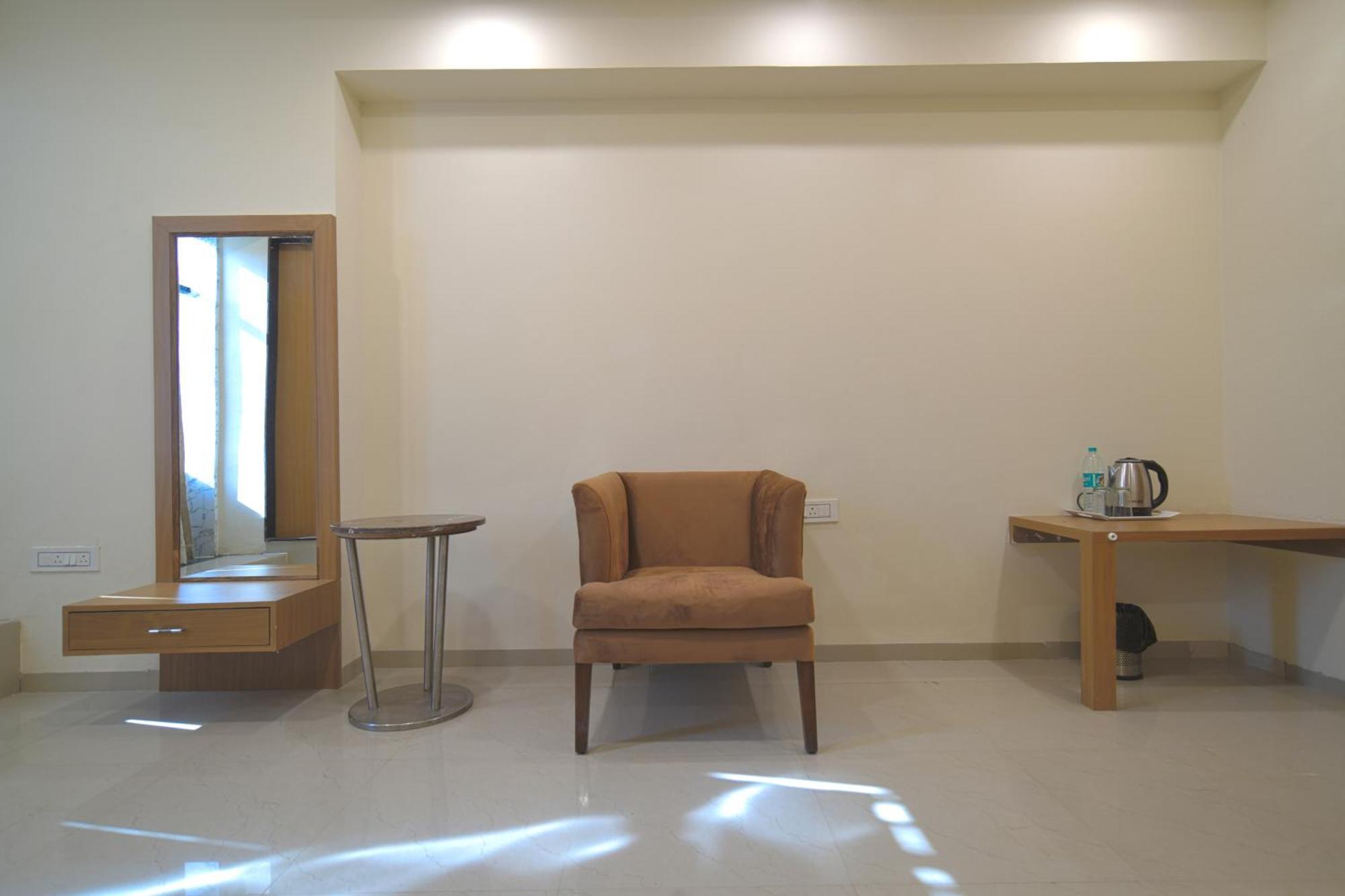 Hotel Shivlok Ujjain Room photo