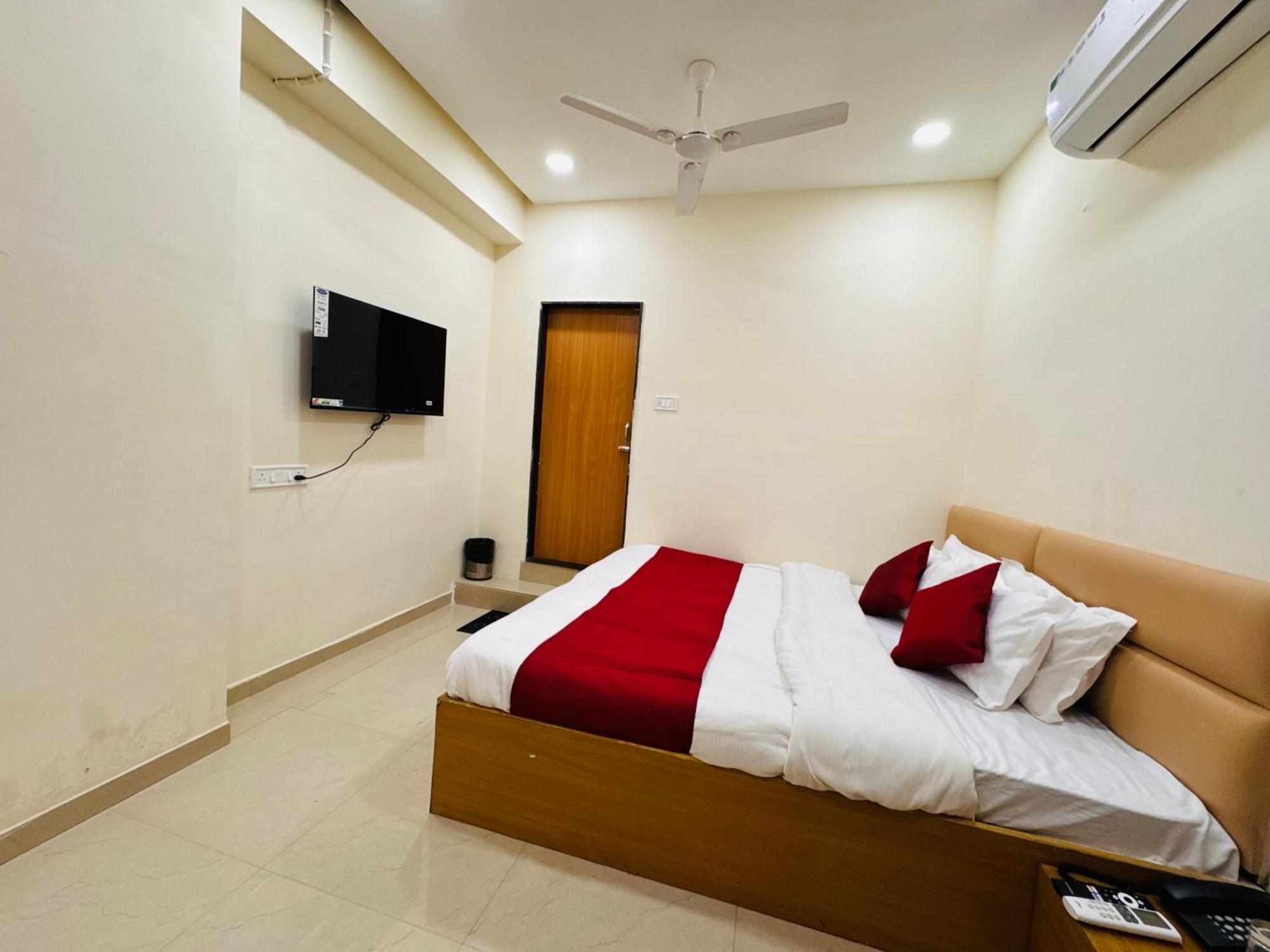 Hotel Shivlok Ujjain Exterior photo