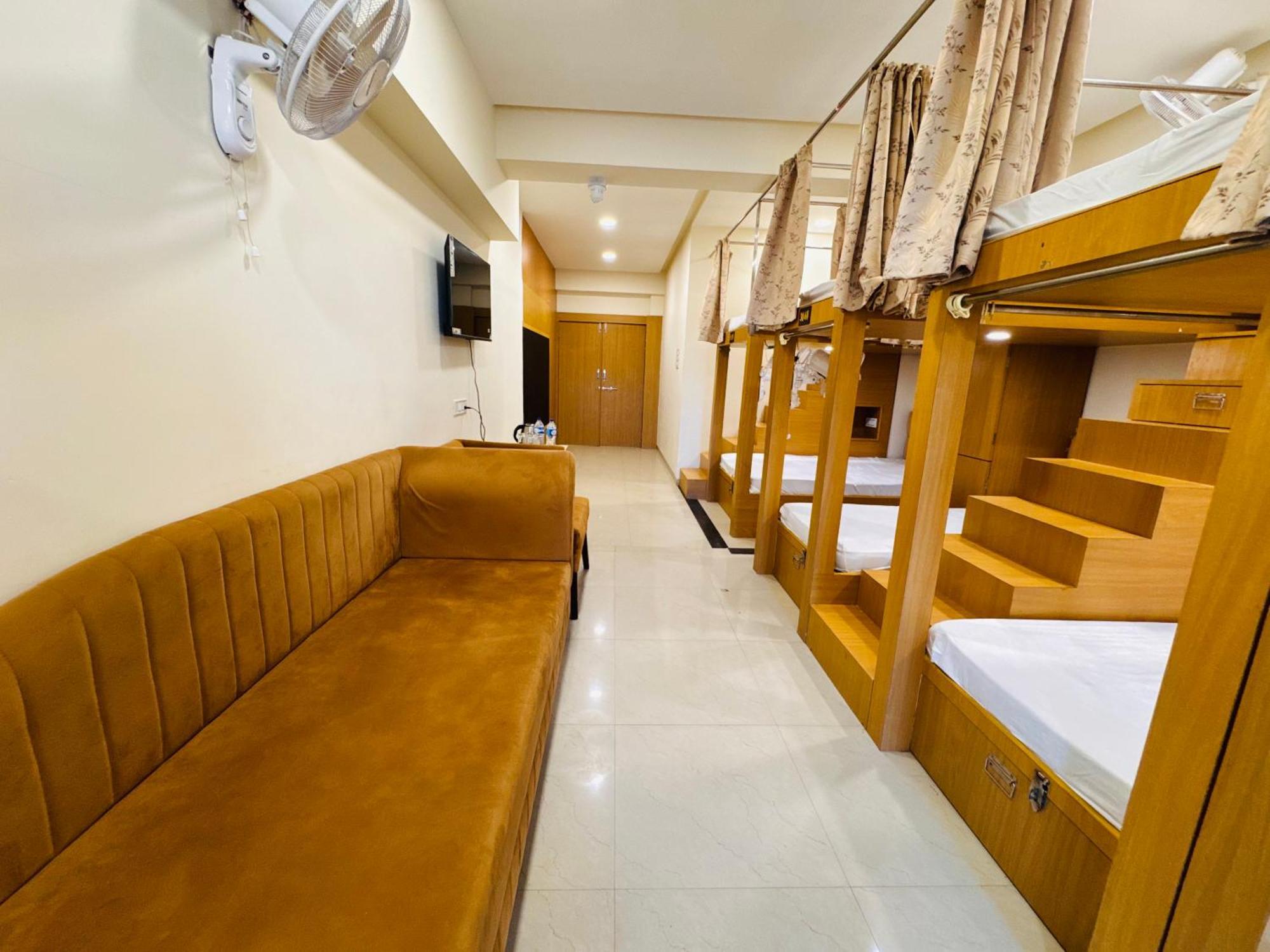 Hotel Shivlok Ujjain Exterior photo